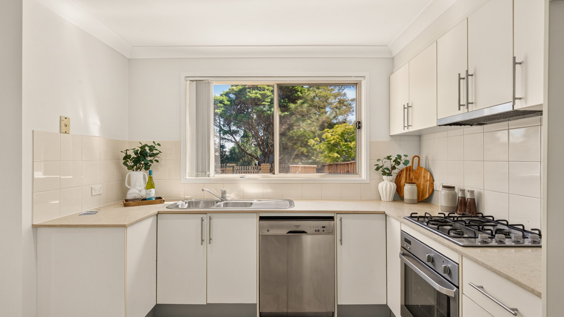 For Sale - 38 Tree Top Circuit - New Property in Quakers Hill - Real Estate by Ruma Mundi
