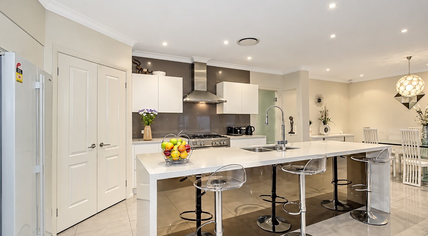 For Rent - 5 Murdocca Place - New Property in Castle Hill - Real Estate by Linda Meredith