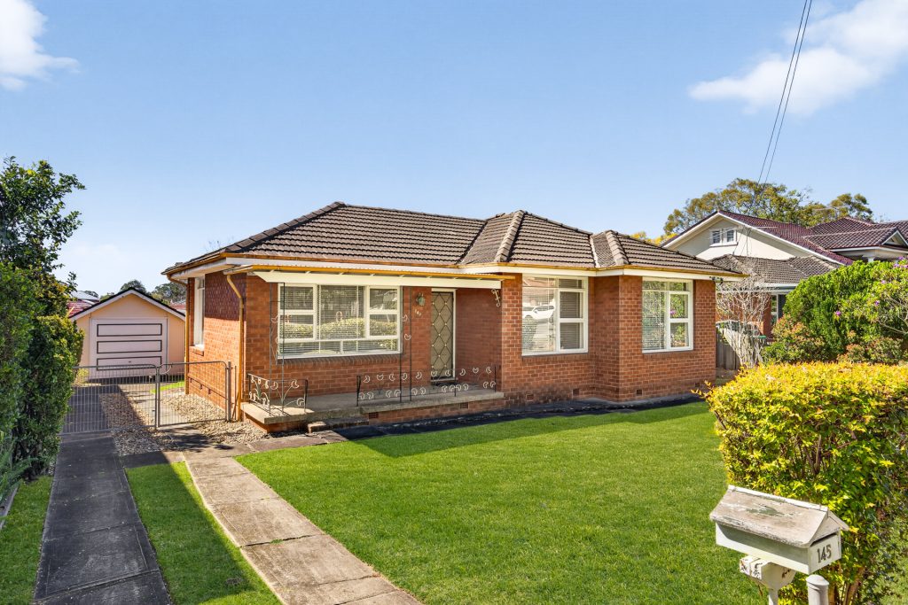 Auction - 145 Smith Street - New Property in Pendle Hill - Real Estate by Amit Nayak