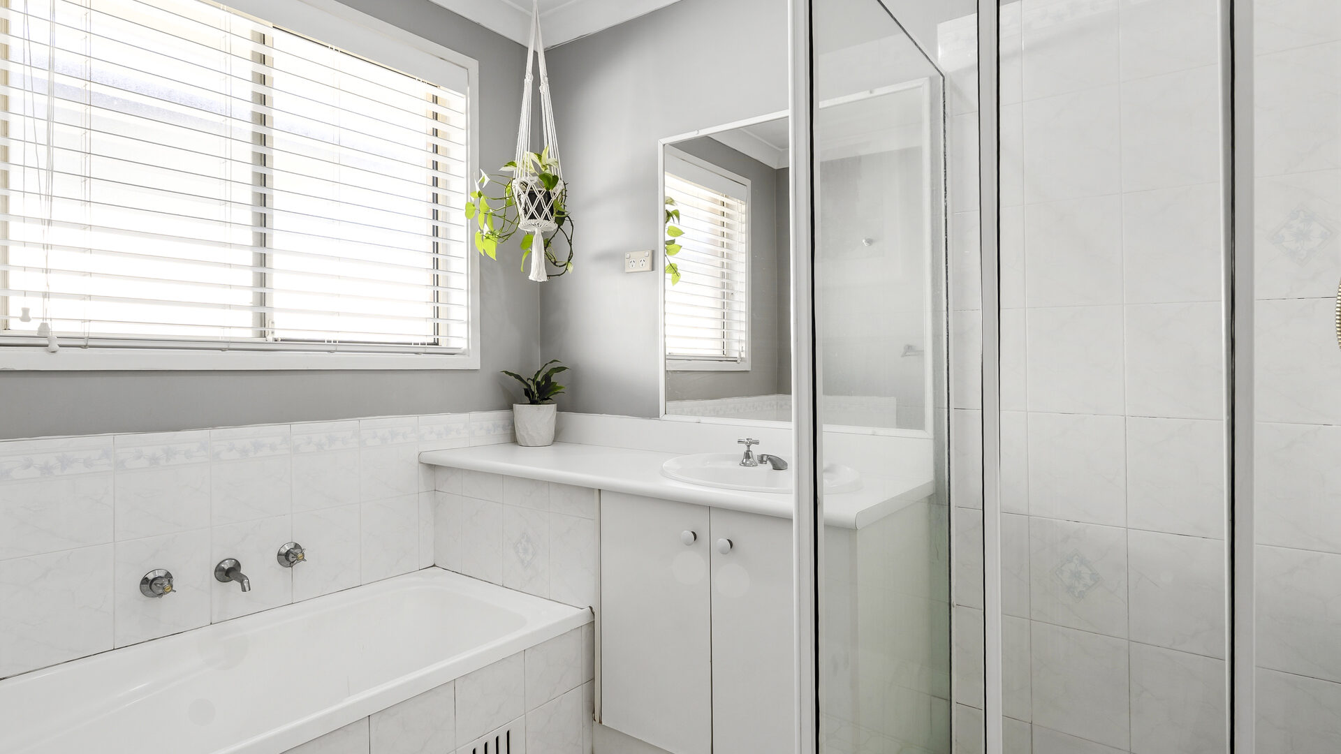 For Sale - 27 Sunderland Crescent - New Property in Bligh Park - Real Estate by Ziggy Parsonson