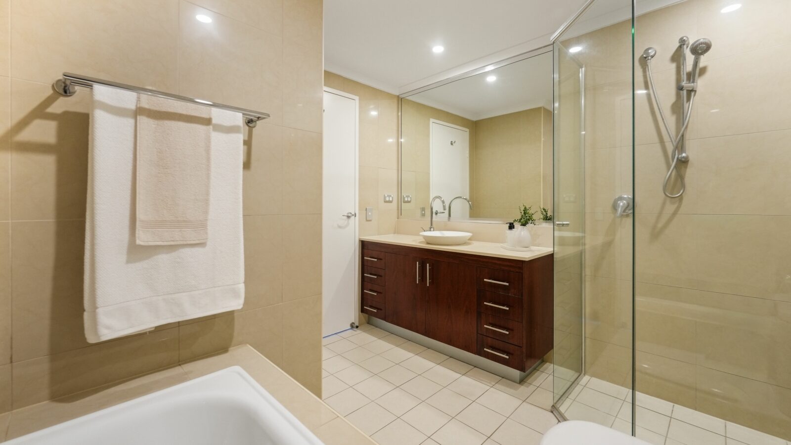Leased - 204/76 Rawson Street - New Property in Epping - Real Estate by Matthew Elazzi