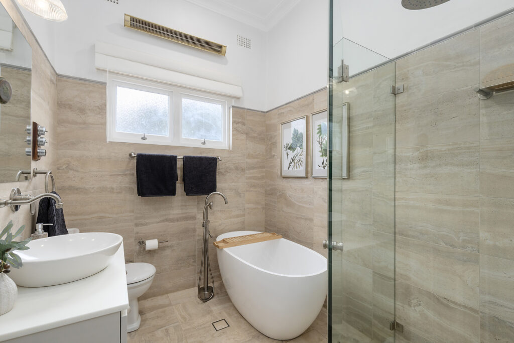 Auction - 53 Cheltenham Road - New Property in Cheltenham - Real Estate by Belinda Hill