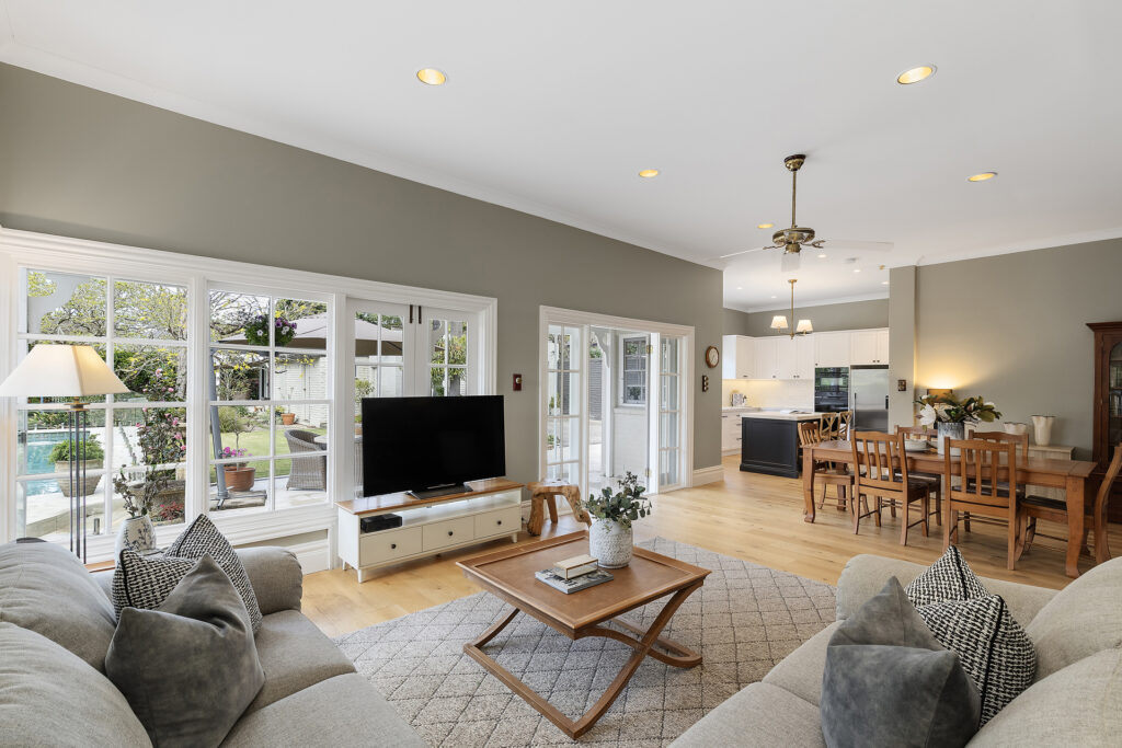 Auction - 53 Cheltenham Road - New Property in Cheltenham - Real Estate by Belinda Hill