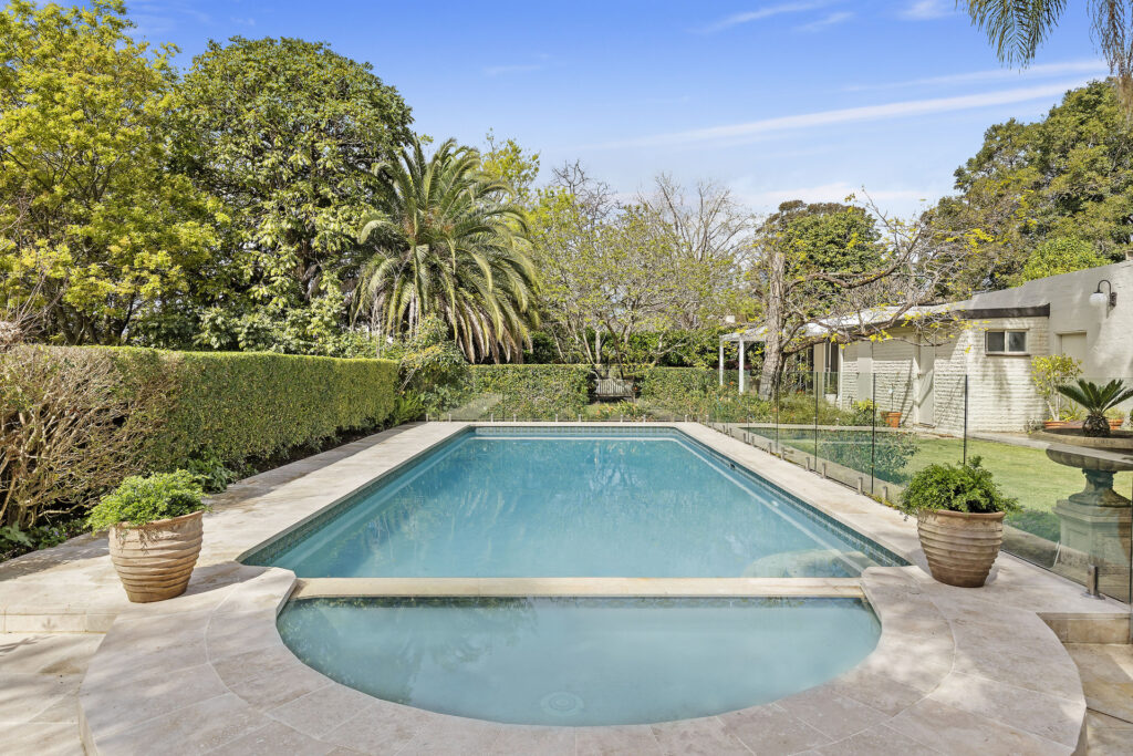 Auction - 53 Cheltenham Road - New Property in Cheltenham - Real Estate by Belinda Hill