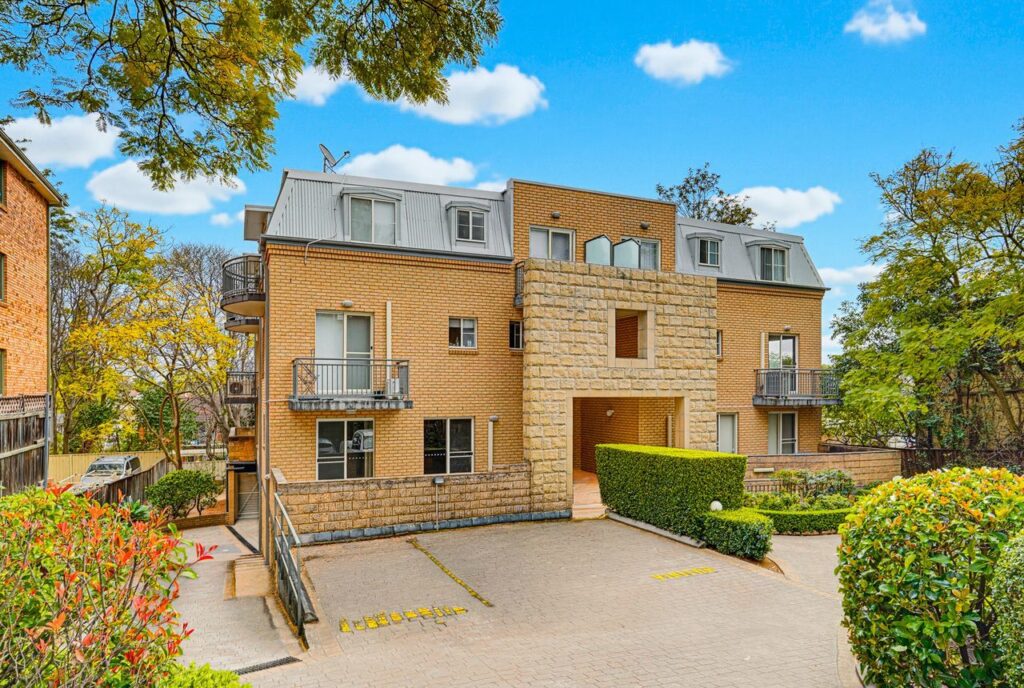 1/541 Church Street, Parramatta