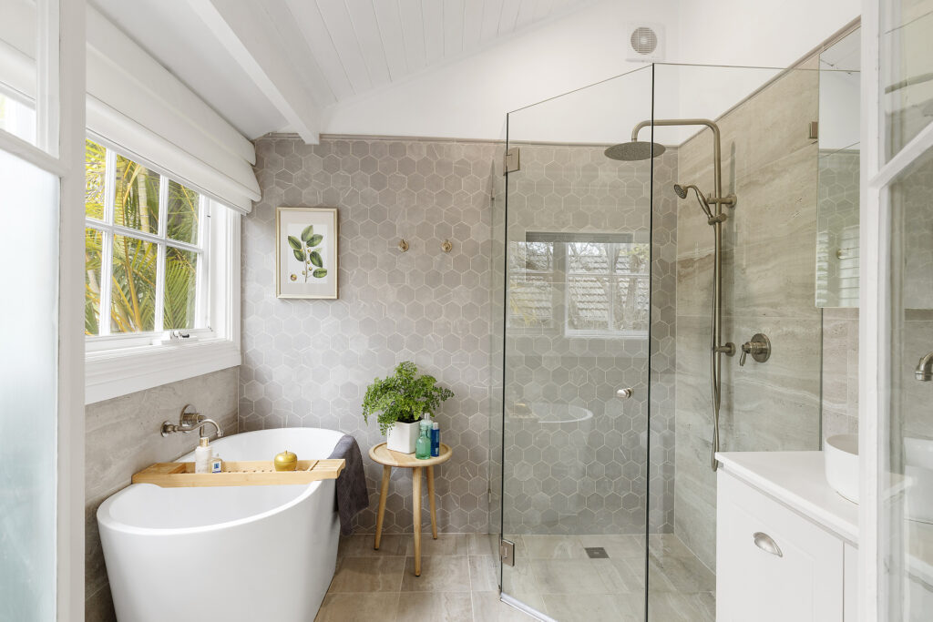 Auction - 53 Cheltenham Road - New Property in Cheltenham - Real Estate by Belinda Hill