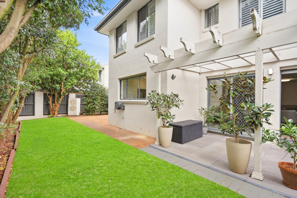 For Sale - 27 Skylark Circuit - New Property in Bella Vista - Real Estate by Maree McCrorie