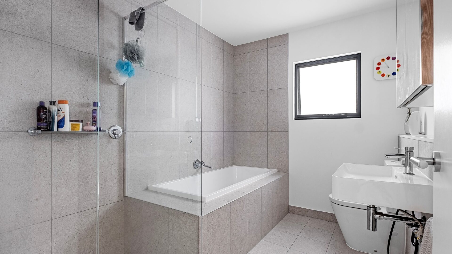 For Rent - 19 Annan Avenue - New Property in Melonba - Real Estate by Linda Meredith