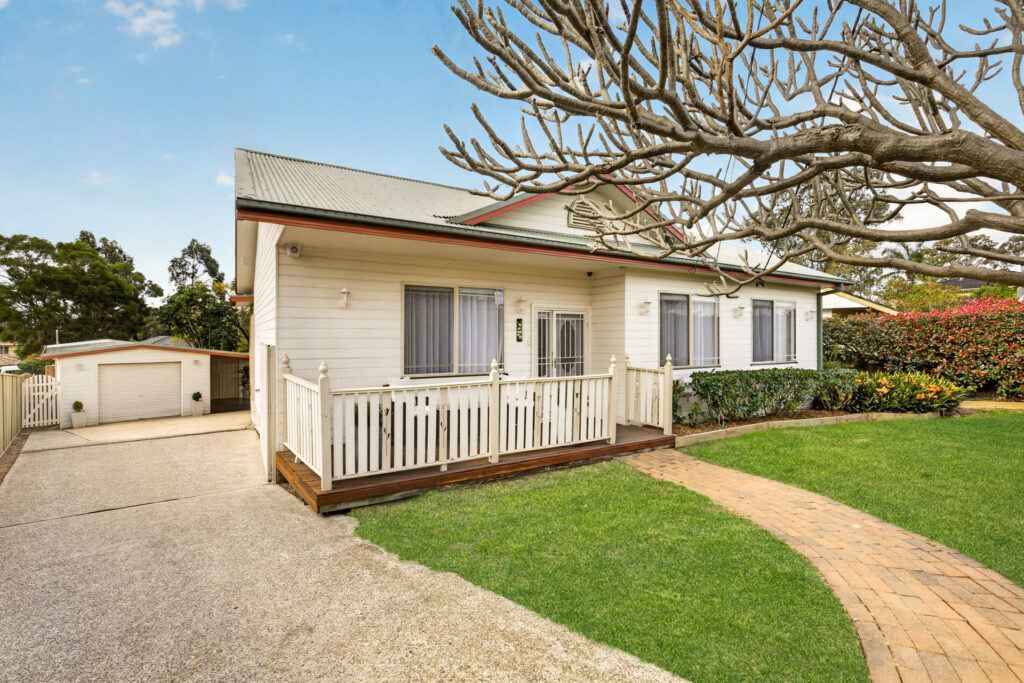 Auction - 11 Mount Street - New Property in Constitution Hill - Real Estate by Brad Panayiotou