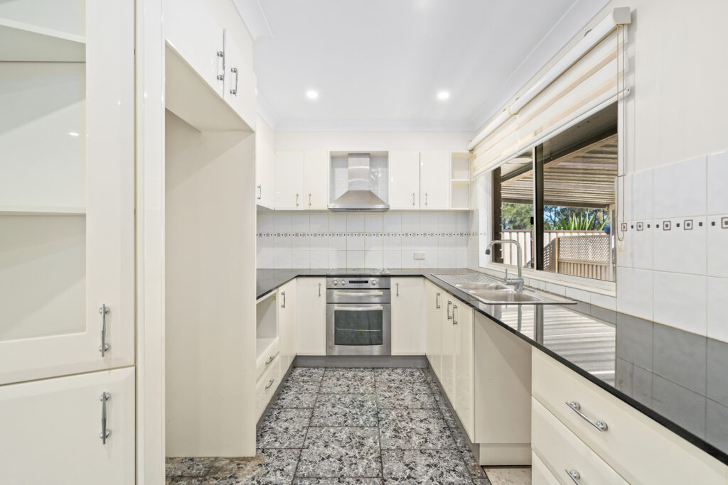 For Rent - 3 Garbett Place - New Property in Doonside - Real Estate by Jason Assaf