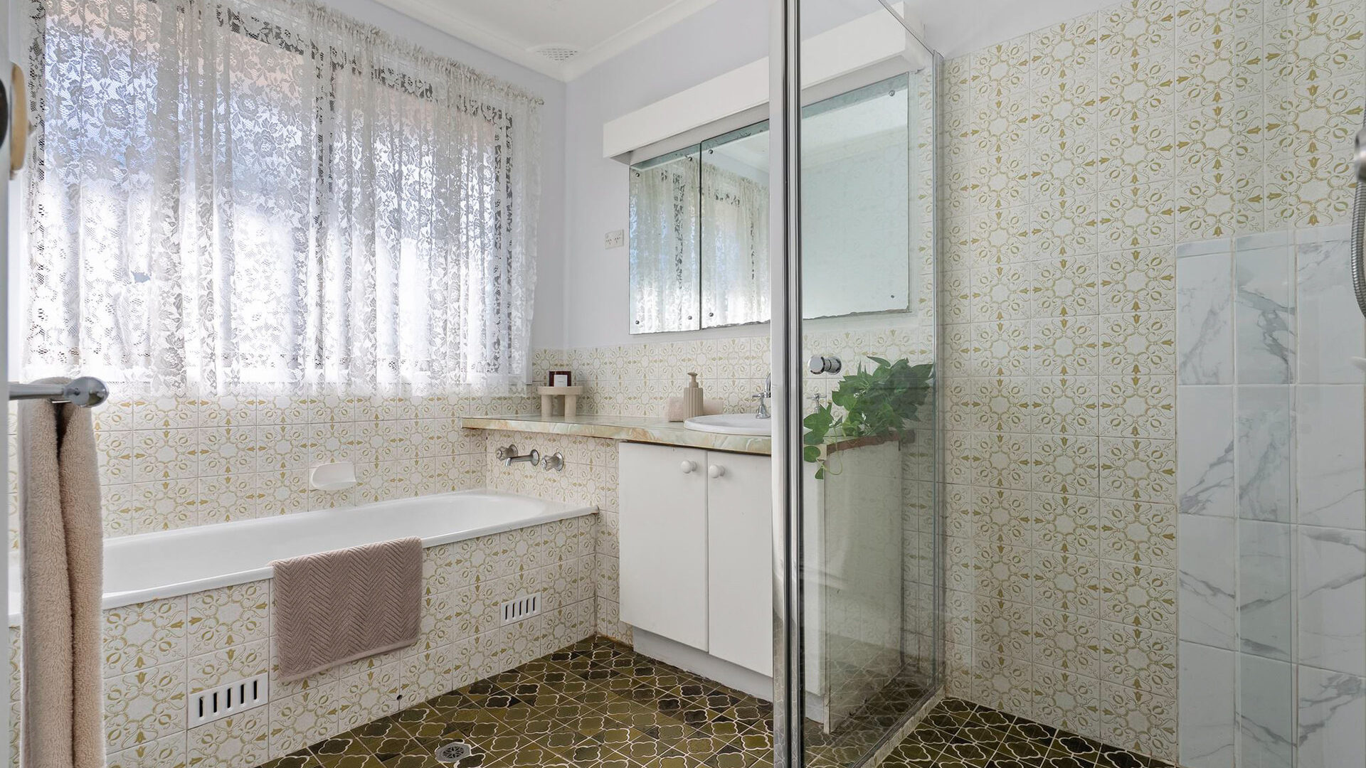 Auction - 2B Sierra Place - New Property in Baulkham Hills - Real Estate by Ana Bujak