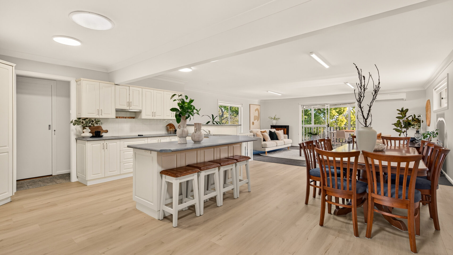 Auction - 27 Girralong Avenue - New Property in Baulkham Hills - Real Estate by Ana Bujak