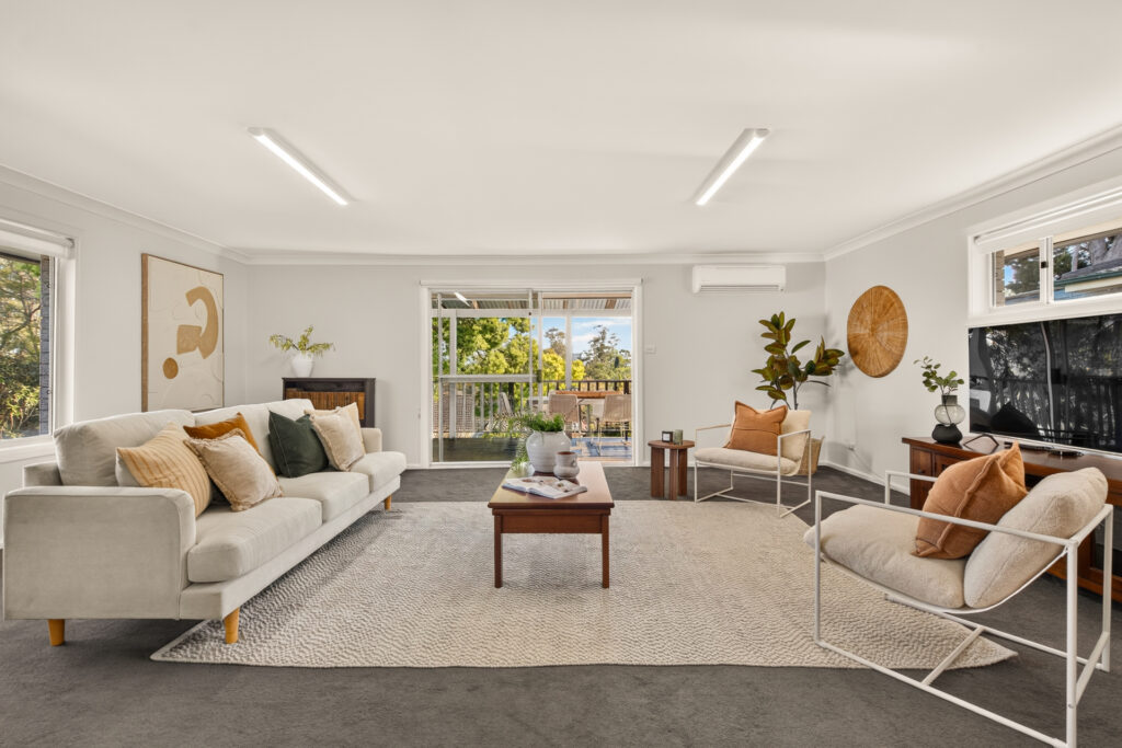 Auction - 27 Girralong Avenue - New Property in Baulkham Hills - Real Estate by Ana Bujak