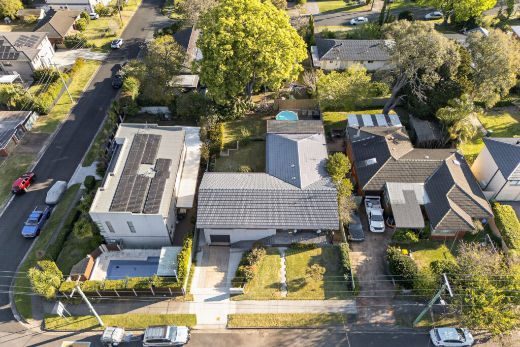 Auction - 27 Girralong Avenue - New Property in Baulkham Hills - Real Estate by Ana Bujak