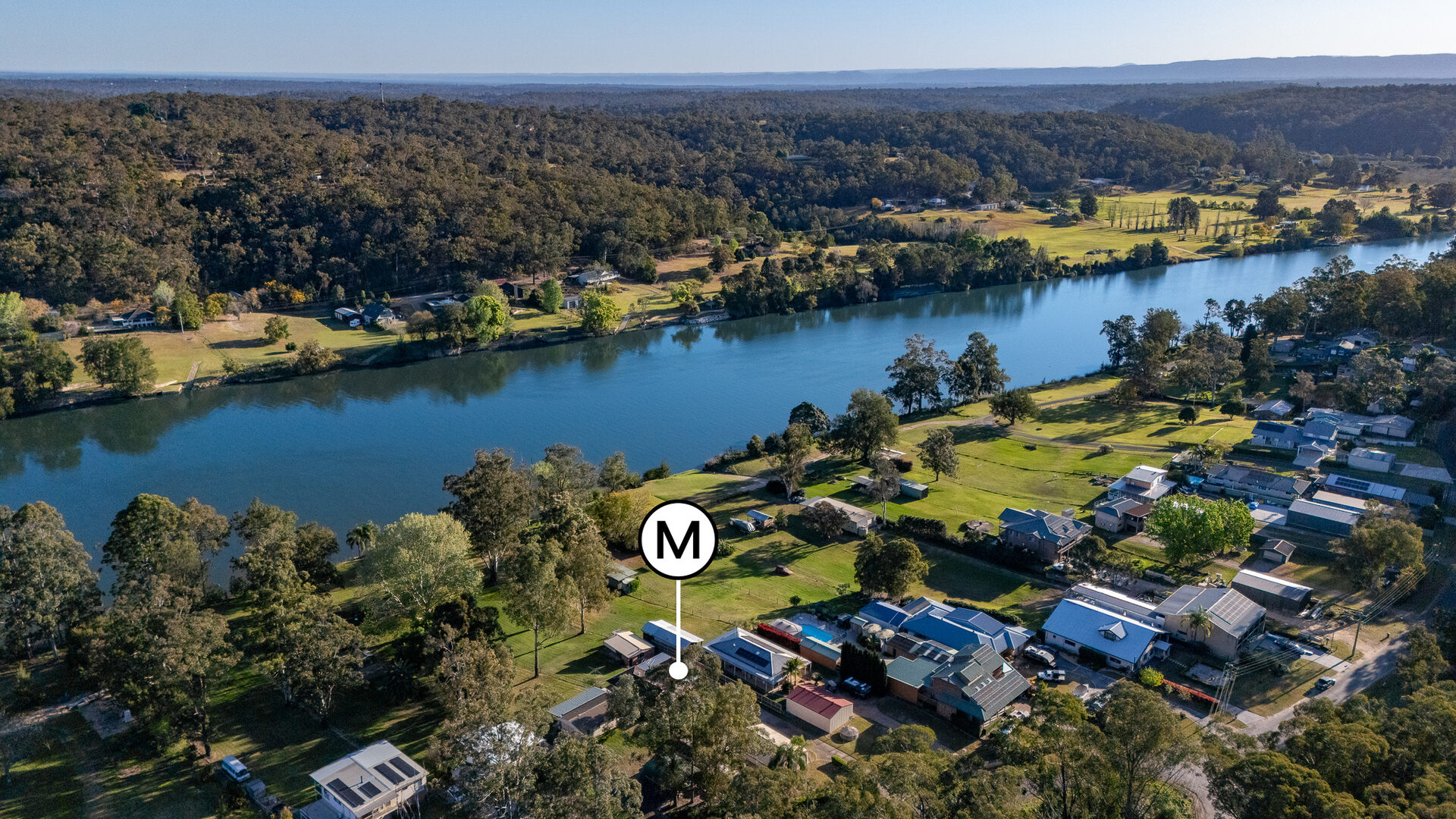 Auction - 8 Holmes Drive - New Property in Cumberland Reach - Real Estate by Yuri Cattaneo