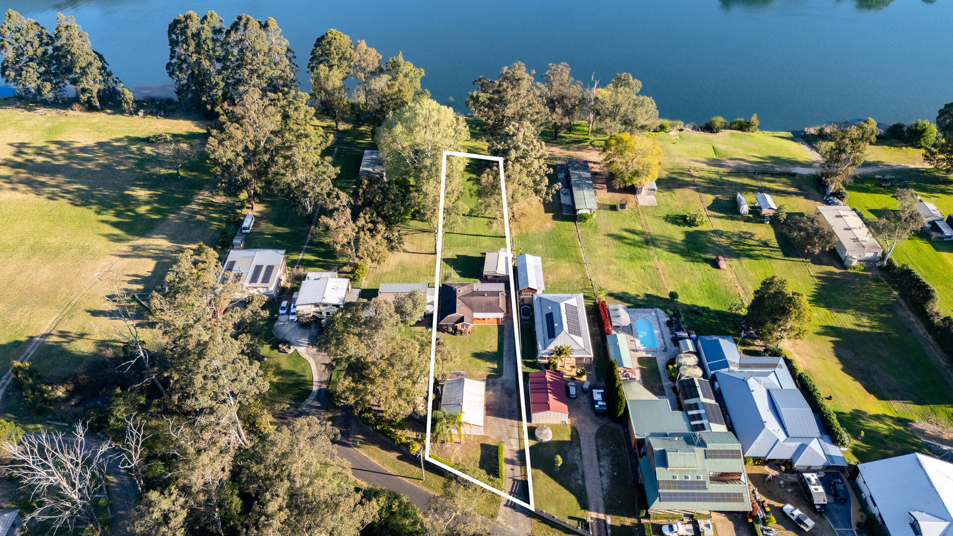 Auction - 8 Holmes Drive - New Property in Cumberland Reach - Real Estate by Yuri Cattaneo