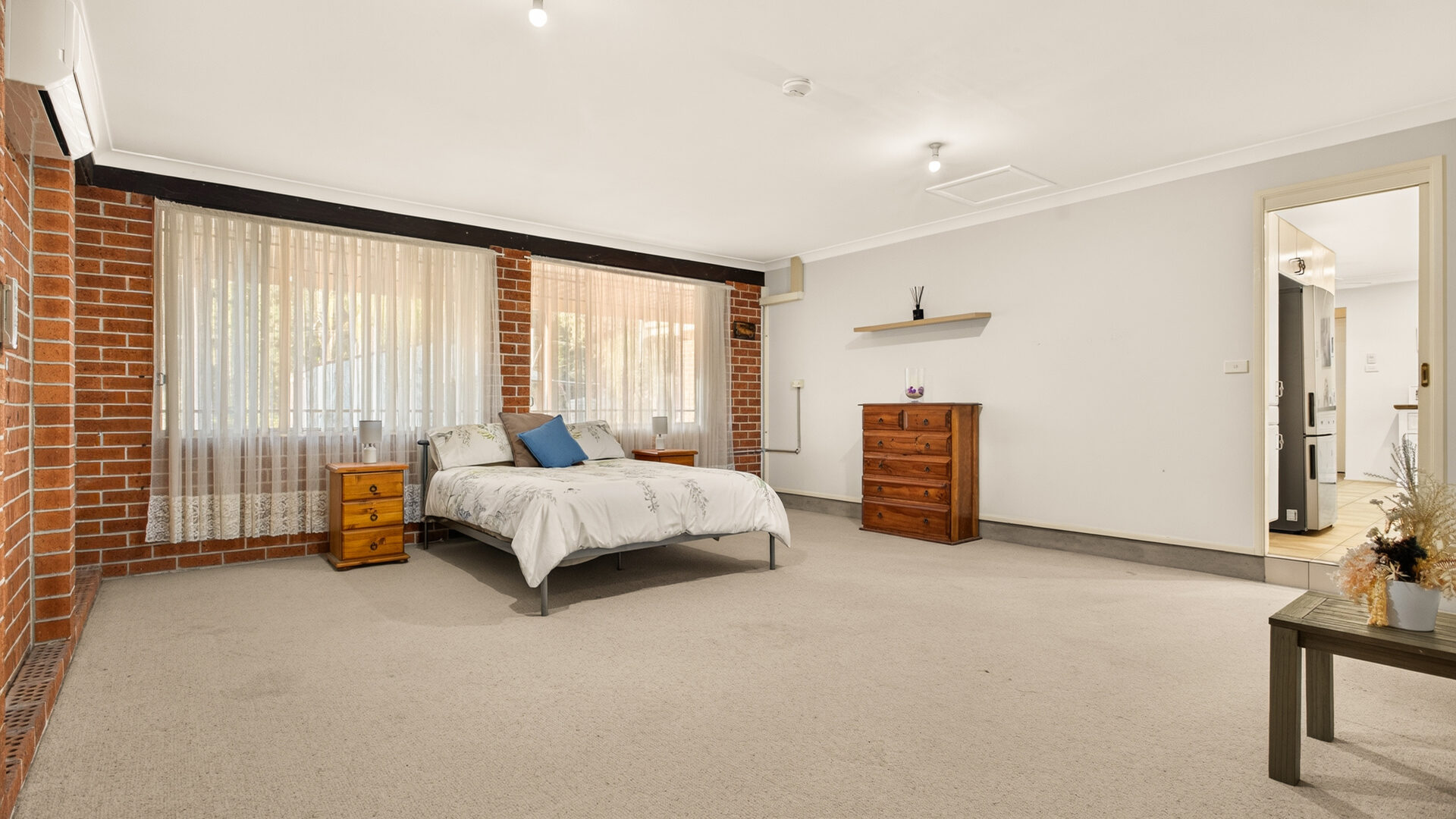 Auction - 8 Holmes Drive - New Property in Cumberland Reach - Real Estate by Yuri Cattaneo
