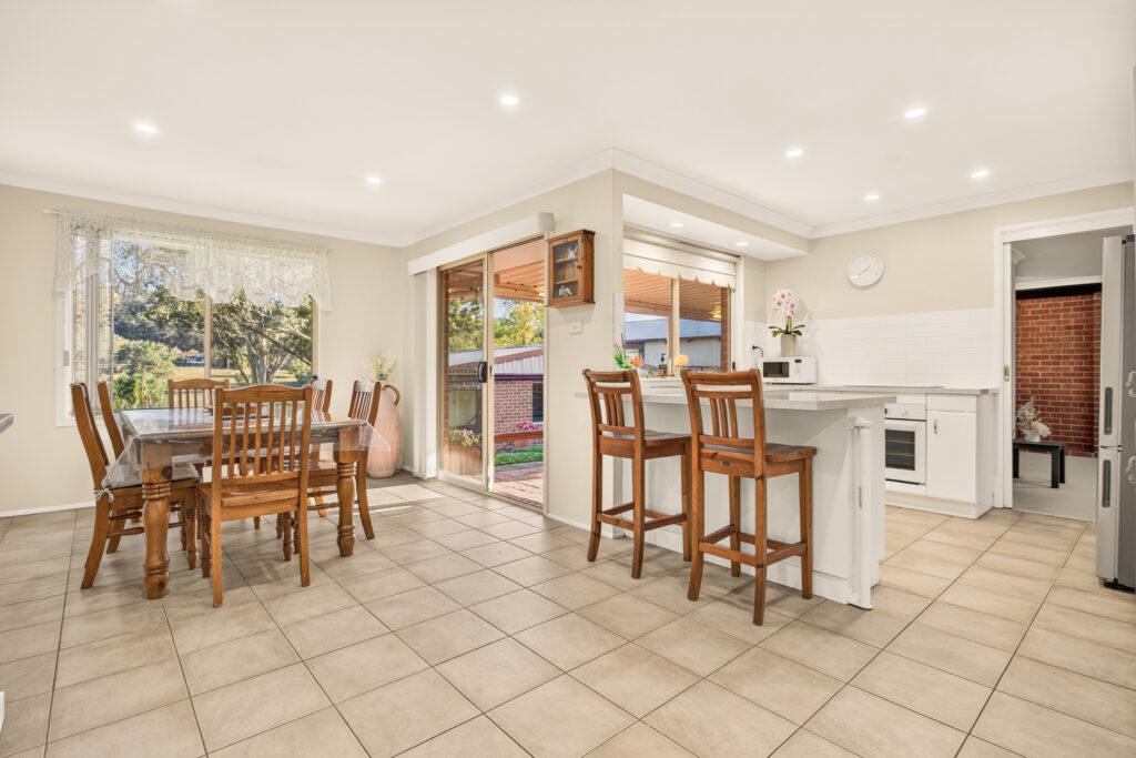 Auction - 8 Holmes Drive - New Property in Cumberland Reach - Real Estate by Yuri Cattaneo