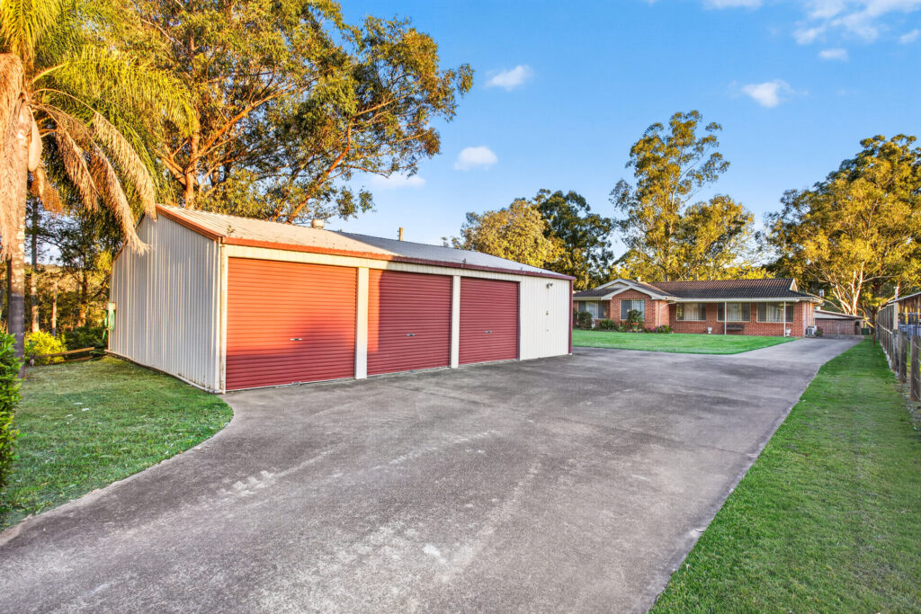 Auction - 8 Holmes Drive - New Property in Cumberland Reach - Real Estate by Yuri Cattaneo