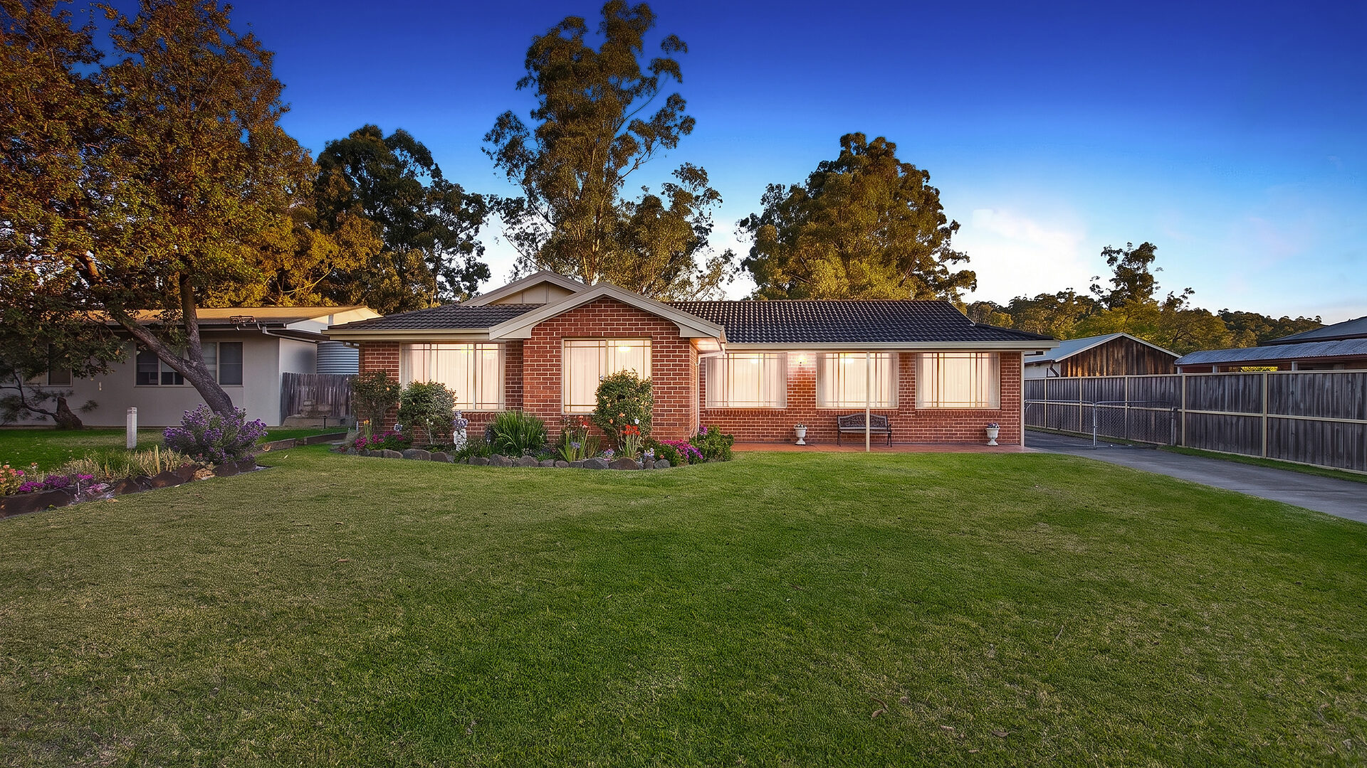 Auction - 8 Holmes Drive - New Property in Cumberland Reach - Real Estate by Yuri Cattaneo