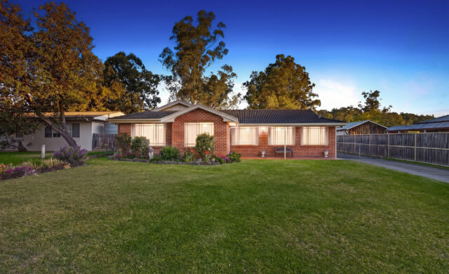 Auction - 8 Holmes Drive - New Property in Cumberland Reach - Real Estate by Yuri Cattaneo