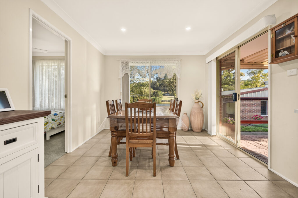 Auction - 8 Holmes Drive - New Property in Cumberland Reach - Real Estate by Yuri Cattaneo