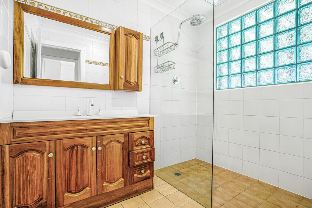 For Rent - 78 Sutherland Avenue - New Property in Kings Langley - Real Estate by Jason Assaf