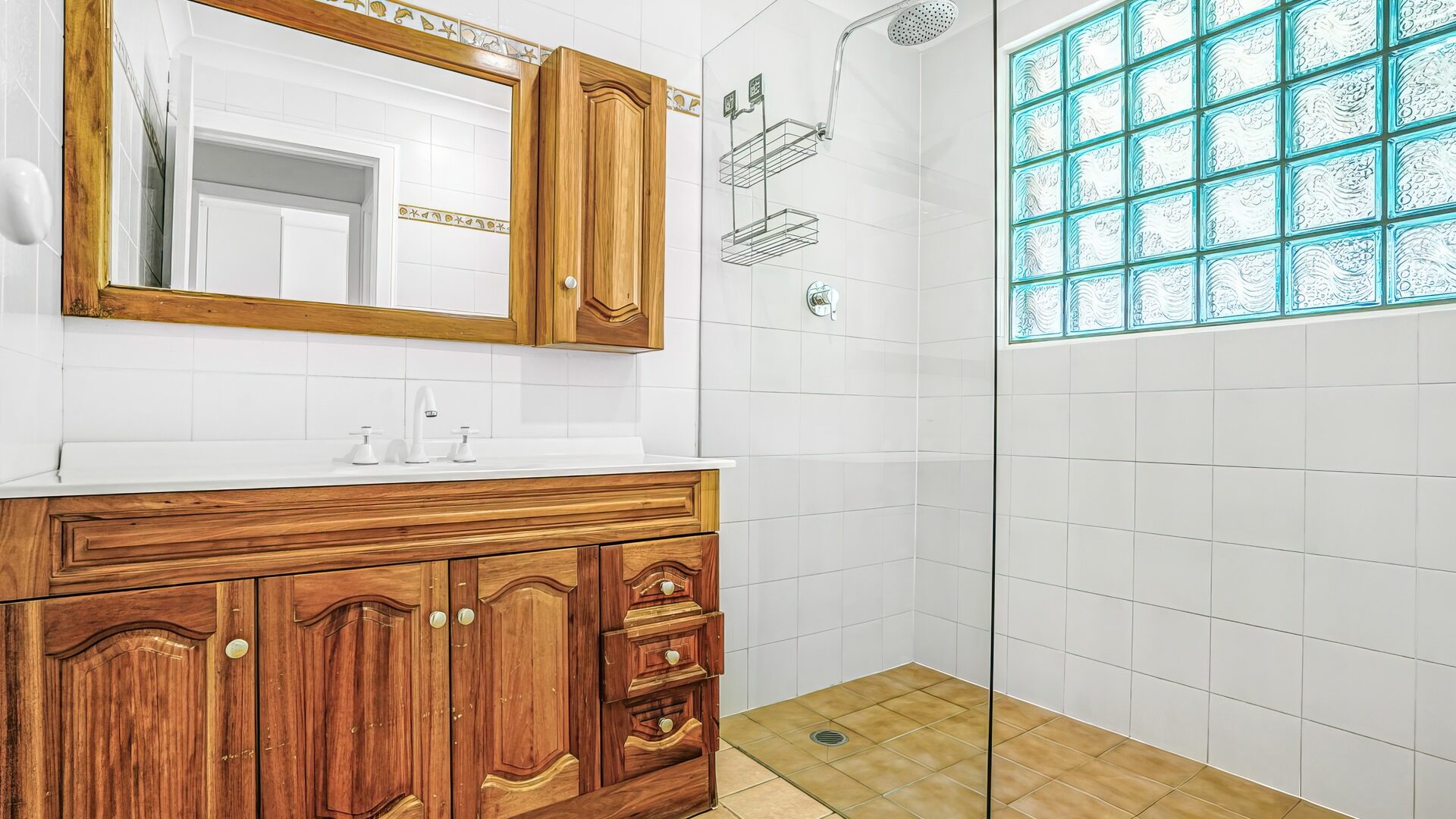 For Rent - 78 Sutherland Avenue - New Property in Kings Langley - Real Estate by Jason Assaf