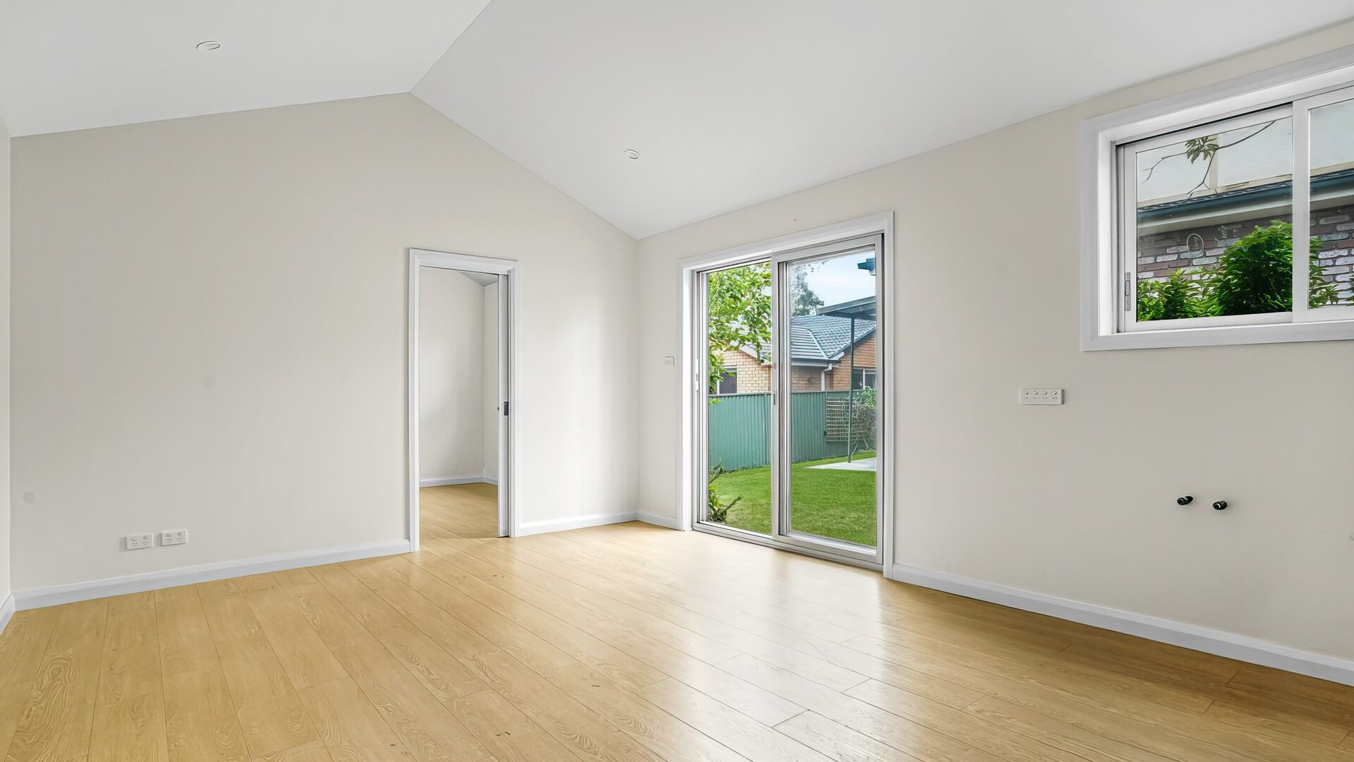 For Rent - 78 Sutherland Avenue - New Property in Kings Langley - Real Estate by Jason Assaf