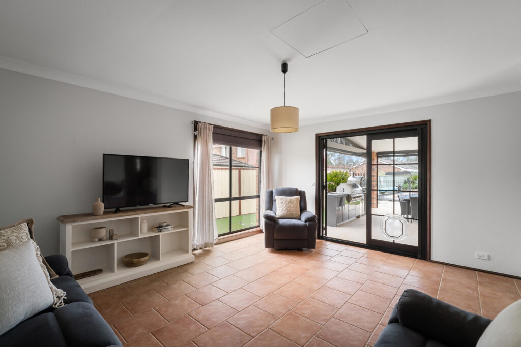 For Sale - 16 Maria Lock Grove - New Property in Oakhurst - Real Estate by George Davidson