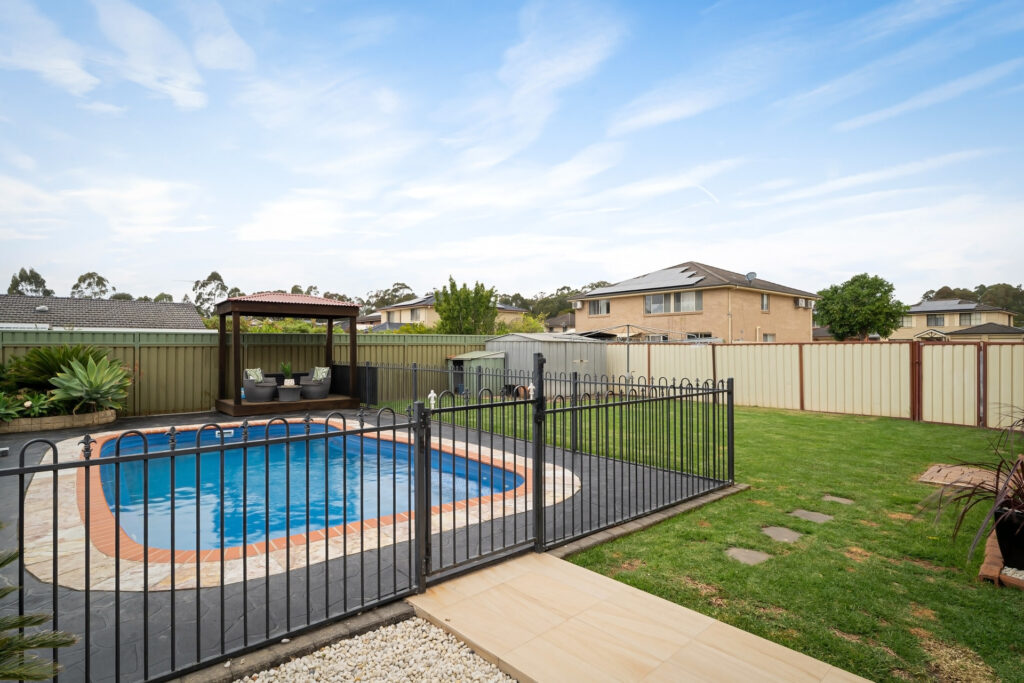 For Sale - 16 Maria Lock Grove - New Property in Oakhurst - Real Estate by George Davidson