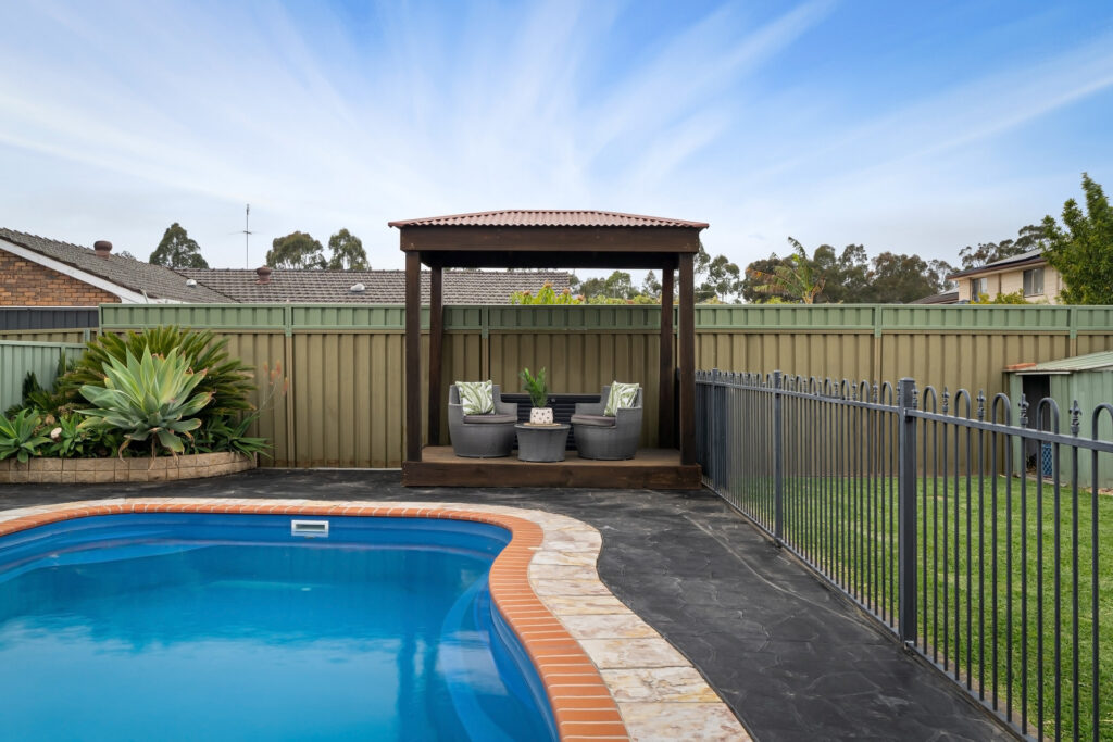 For Sale - 16 Maria Lock Grove - New Property in Oakhurst - Real Estate by George Davidson