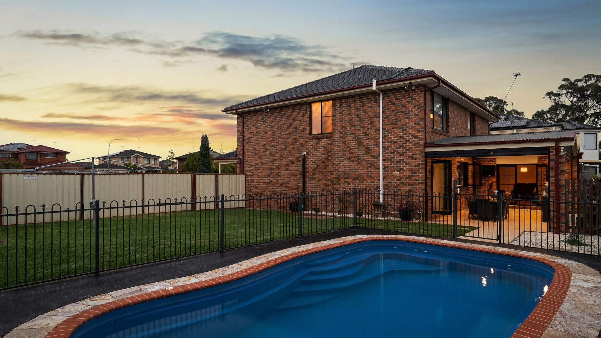 For Sale - 16 Maria Lock Grove - New Property in Oakhurst - Real Estate by George Davidson