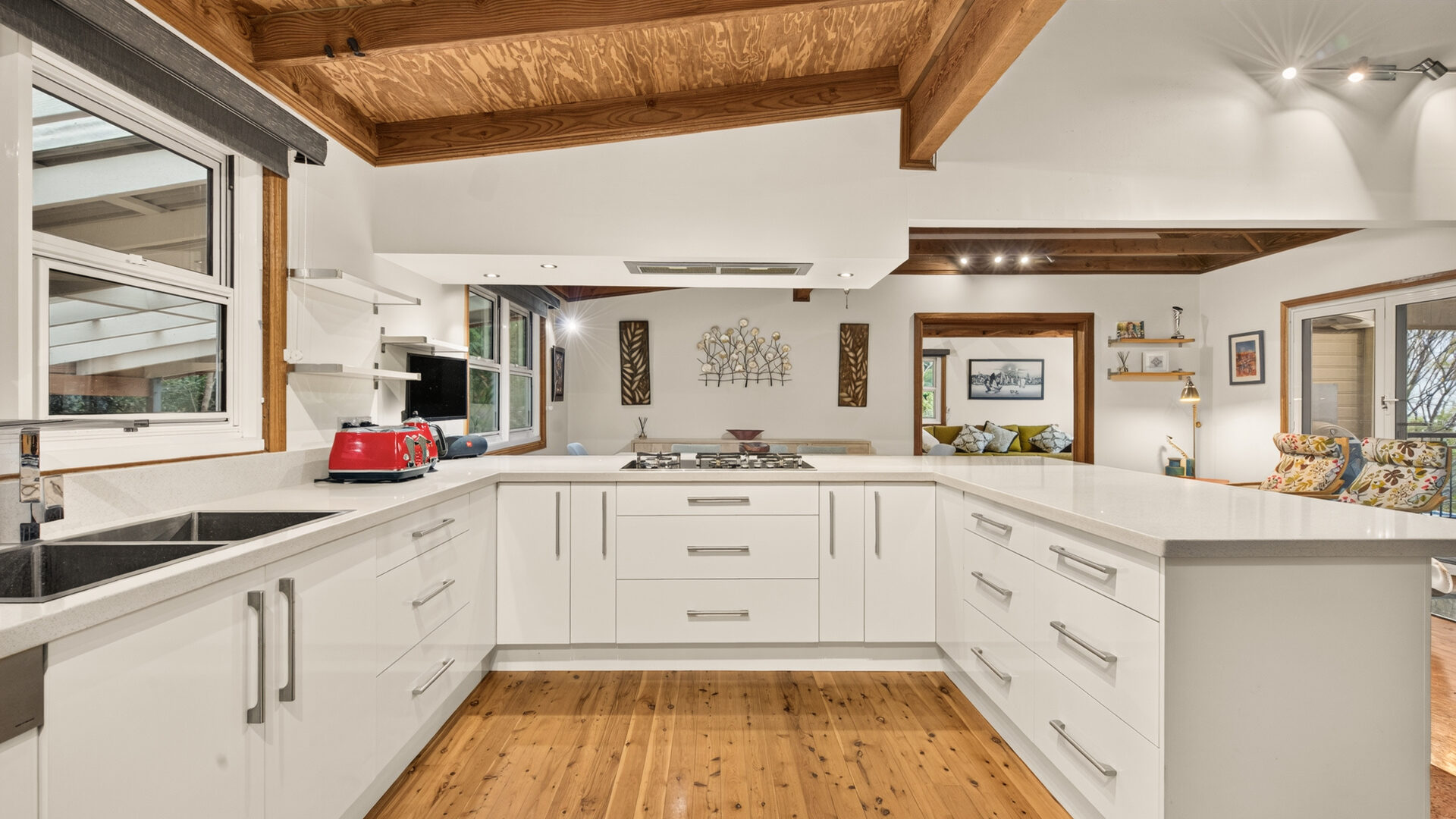 For Sale - 7 Vista Place - New Property in Kurrajong Heights - Real Estate by Yuri Cattaneo
