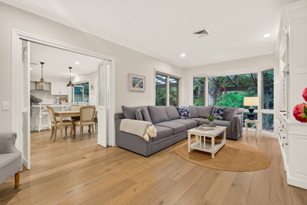 Auction - 3 Kingfisher Place - New Property in West Pennant Hills - Real Estate by Mark Vinogradov