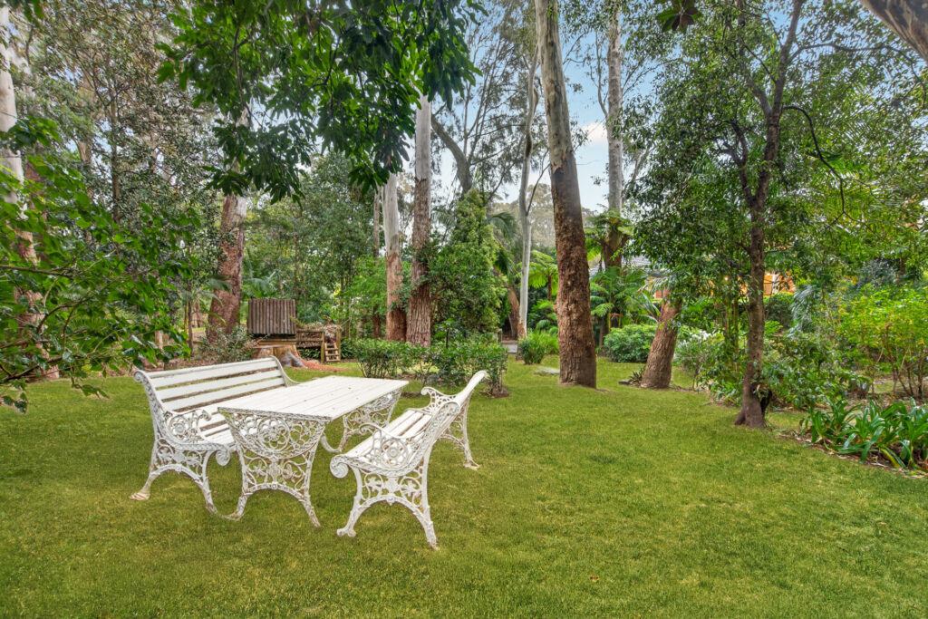 Auction - 3 Kingfisher Place - New Property in West Pennant Hills - Real Estate by Mark Vinogradov