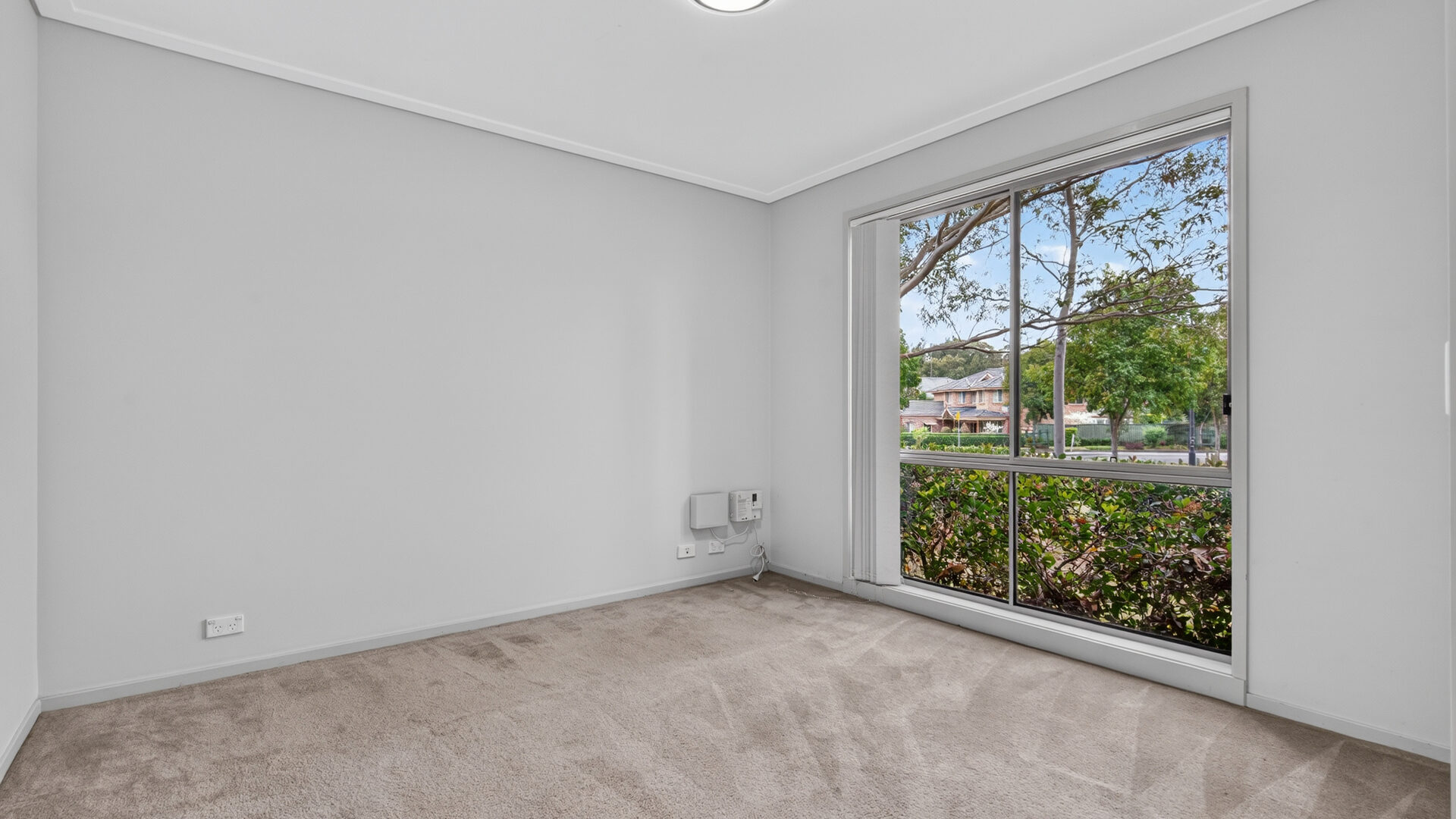 For Sale - 8 Centella Street - New Property in Woodcroft - Real Estate by Sam Yazdi