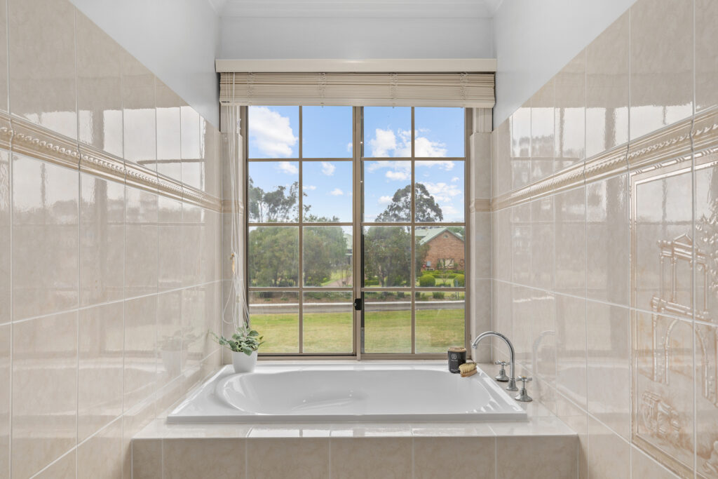 Auction - 17 Burnside Grove - New Property in Windsor Downs - Real Estate by Greg Vincent