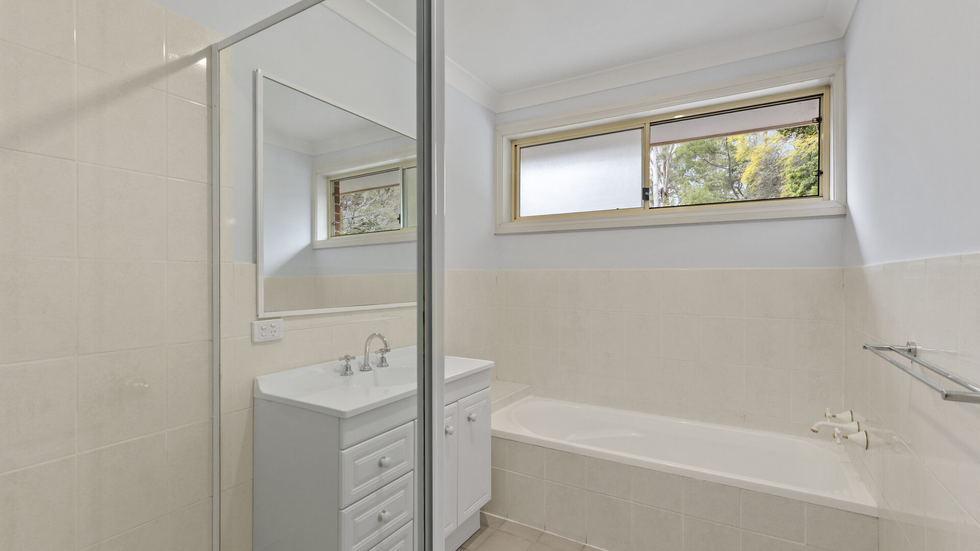 Auction - 8A Timbertop Way - New Property in Beecroft - Real Estate by Nick Bedford