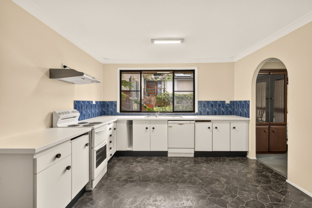 Auction - 38 Knight Avenue - New Property in Kings Langley - Real Estate by Kim McChlery