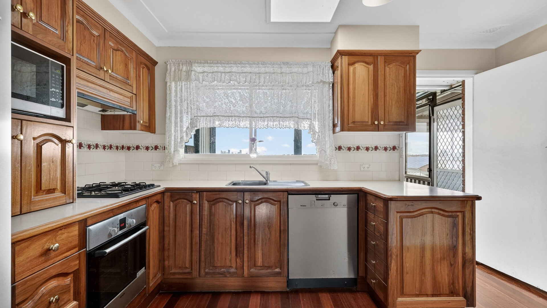 Sold - 423 Seven Hills Road - New Property in Seven Hills - Real Estate by Monique Layoun