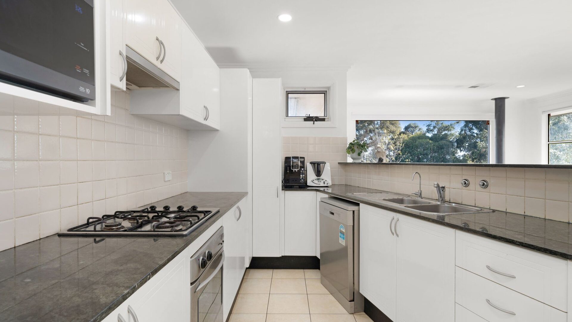For Sale - 34 Hunterford Crescent - New Property in Oatlands - Real Estate by Sandra Aquilina