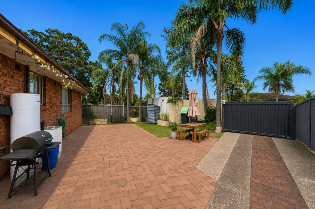 For Sale - 35 Wilkie Crescent - New Property in Doonside - Real Estate by Sam Yazdi