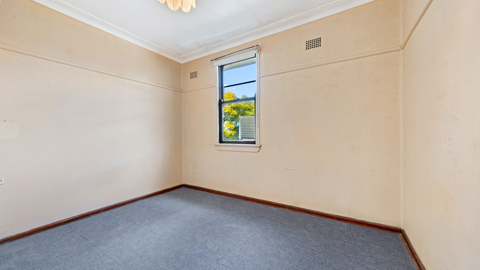Sold - 10 Croxon Crescent - New Property in Lalor Park - Real Estate by Peter Sutherland