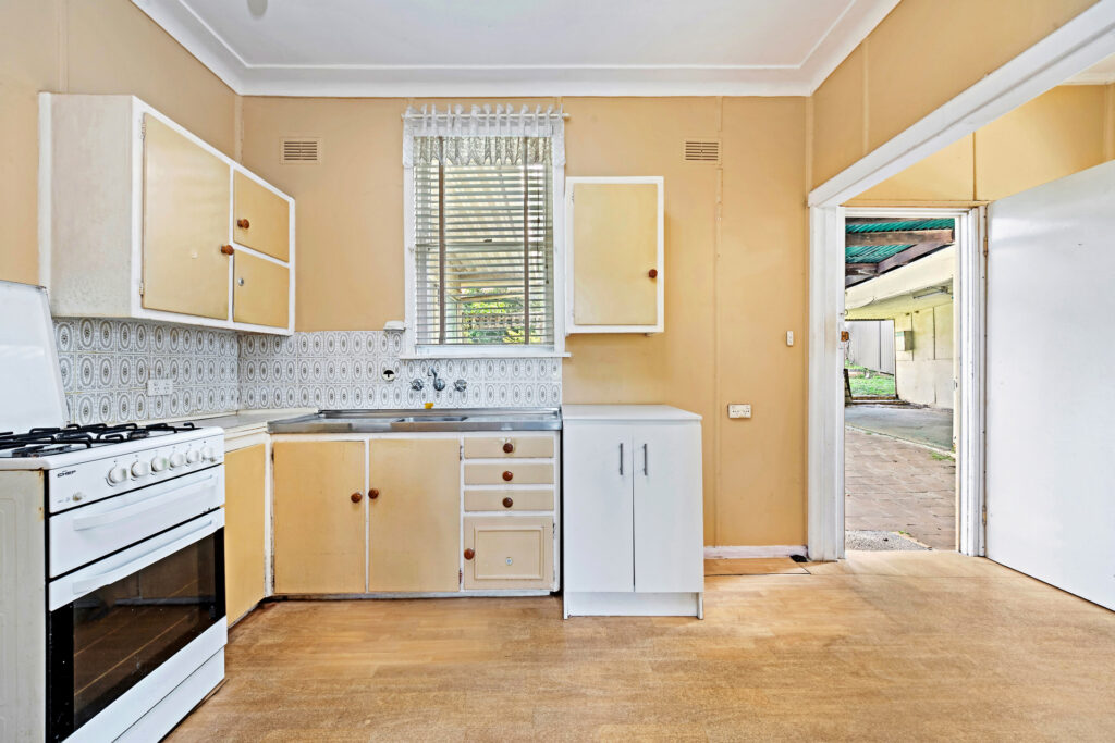 Sold - 10 Croxon Crescent - New Property in Lalor Park - Real Estate by Peter Sutherland