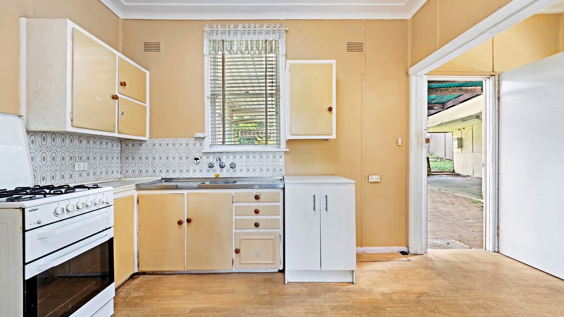 Sold - 10 Croxon Crescent - New Property in Lalor Park - Real Estate by Peter Sutherland