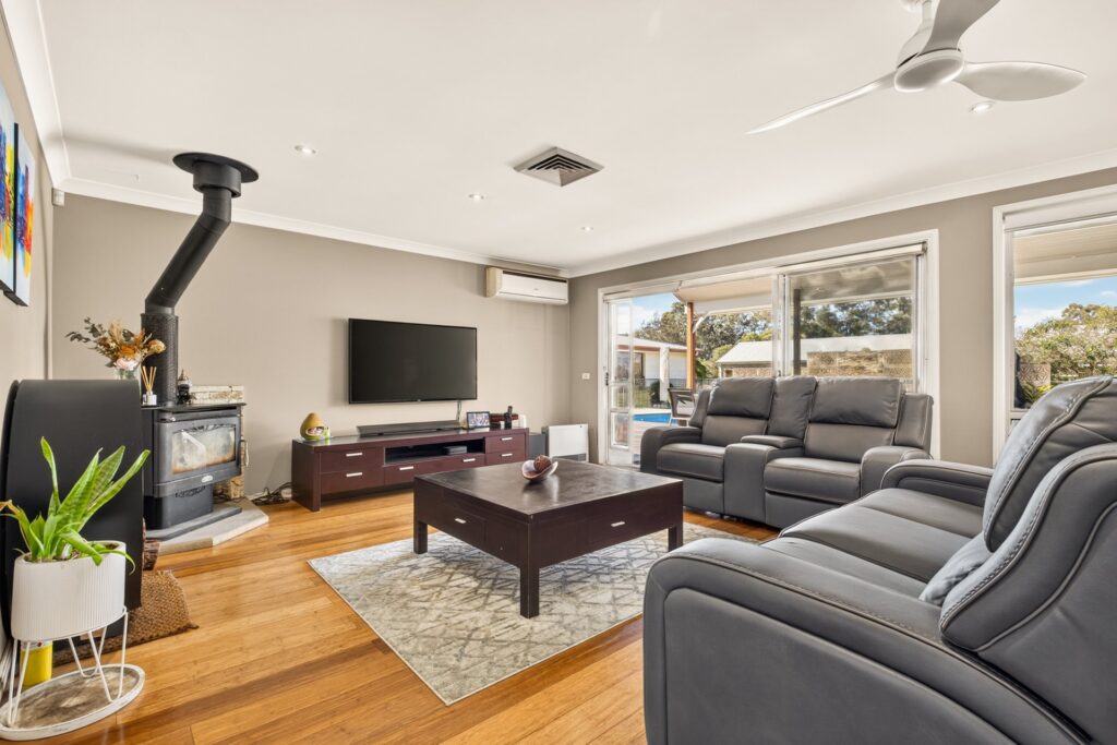 For Sale - 20 Nicholson Place - New Property in Windsor Downs - Real Estate by Greg Vincent