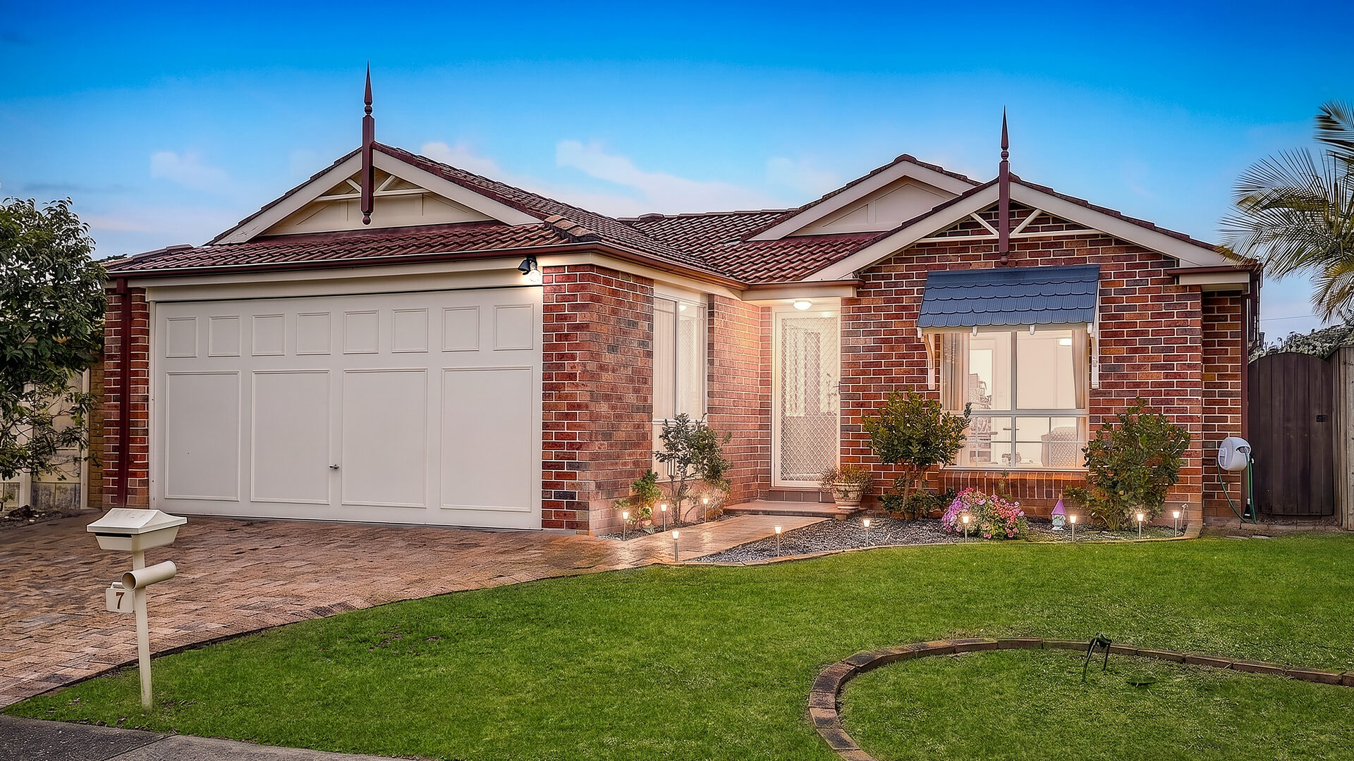 For Sale - 7 Mindona Way - New Property in Woodcroft - Real Estate by Sam Yazdi