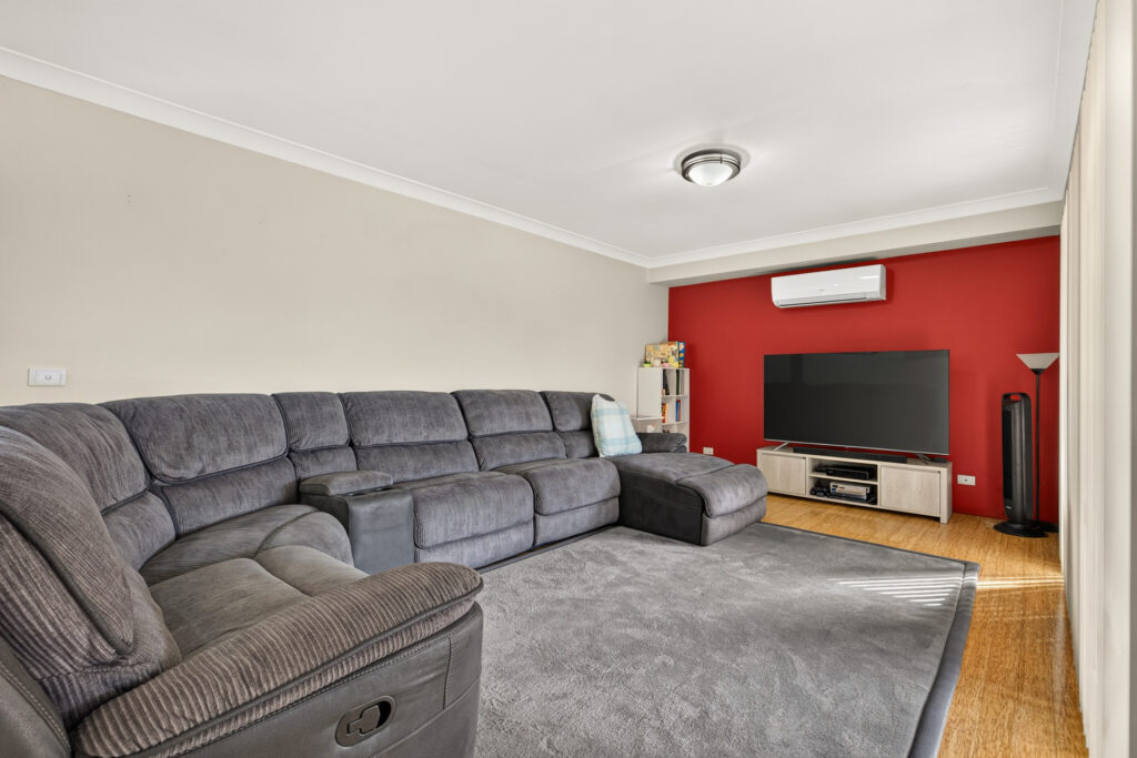 For Sale - 7 Mindona Way - New Property in Woodcroft - Real Estate by Sam Yazdi