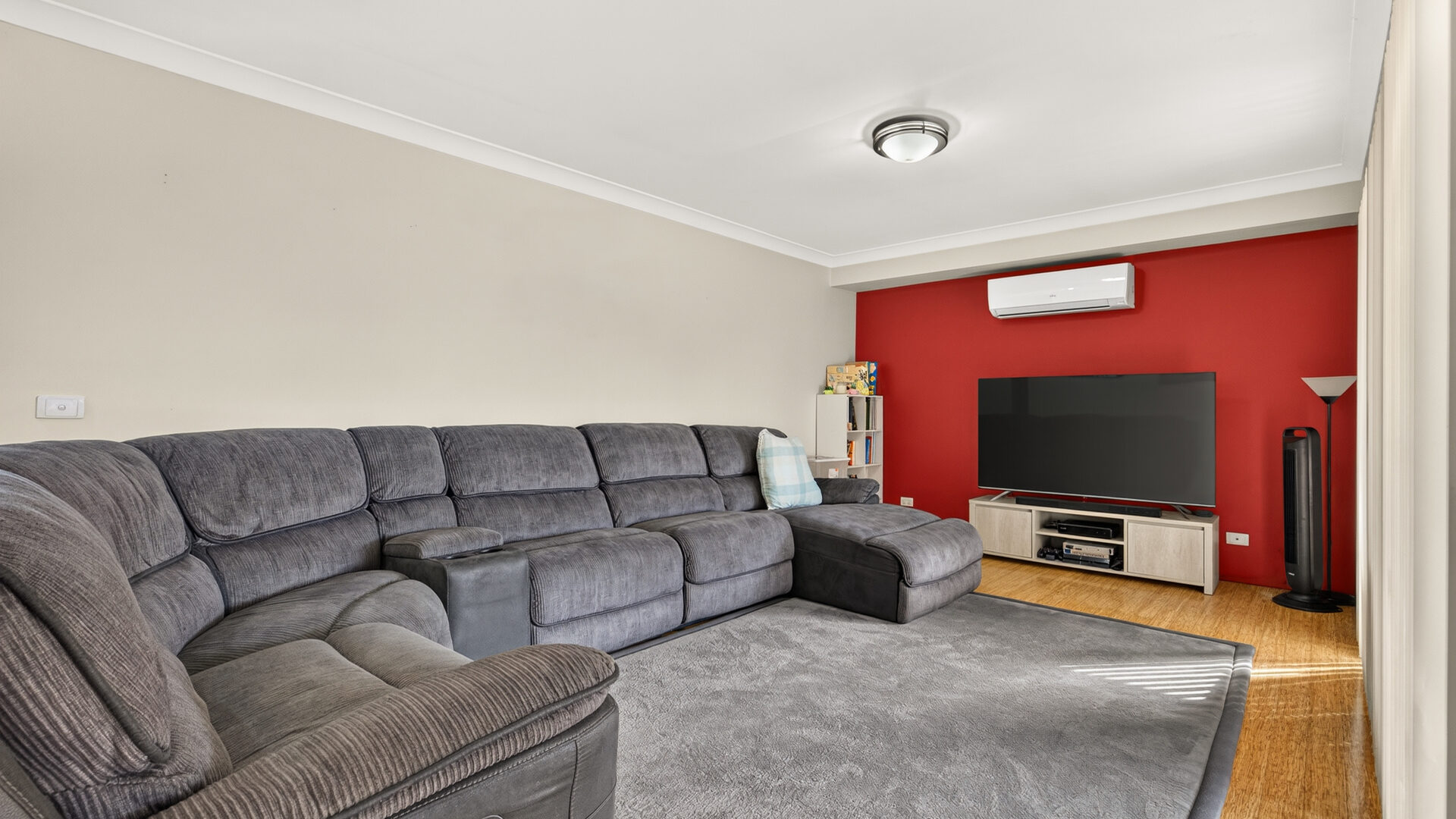 For Sale - 7 Mindona Way - New Property in Woodcroft - Real Estate by Sam Yazdi